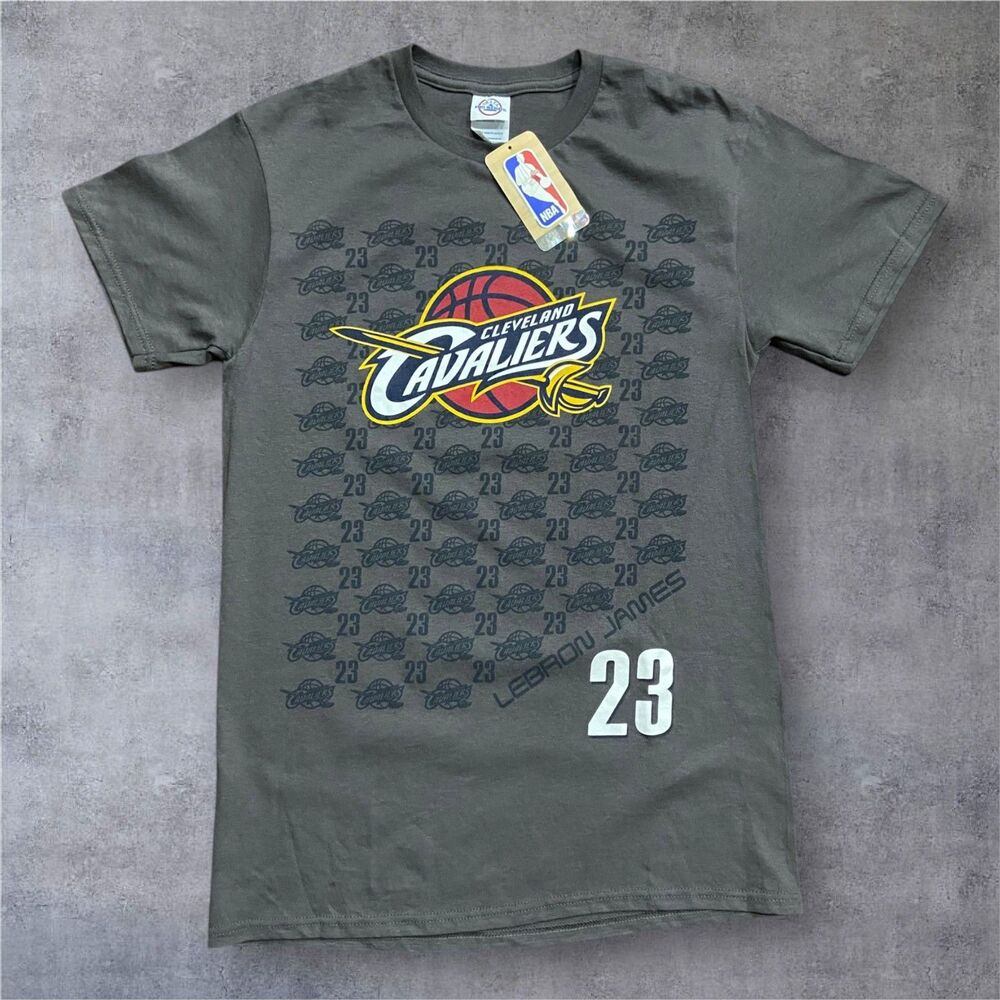Delta NBA Cleveland Cavaliers Lebron James Basketball Gray NWT Tee Men's Small